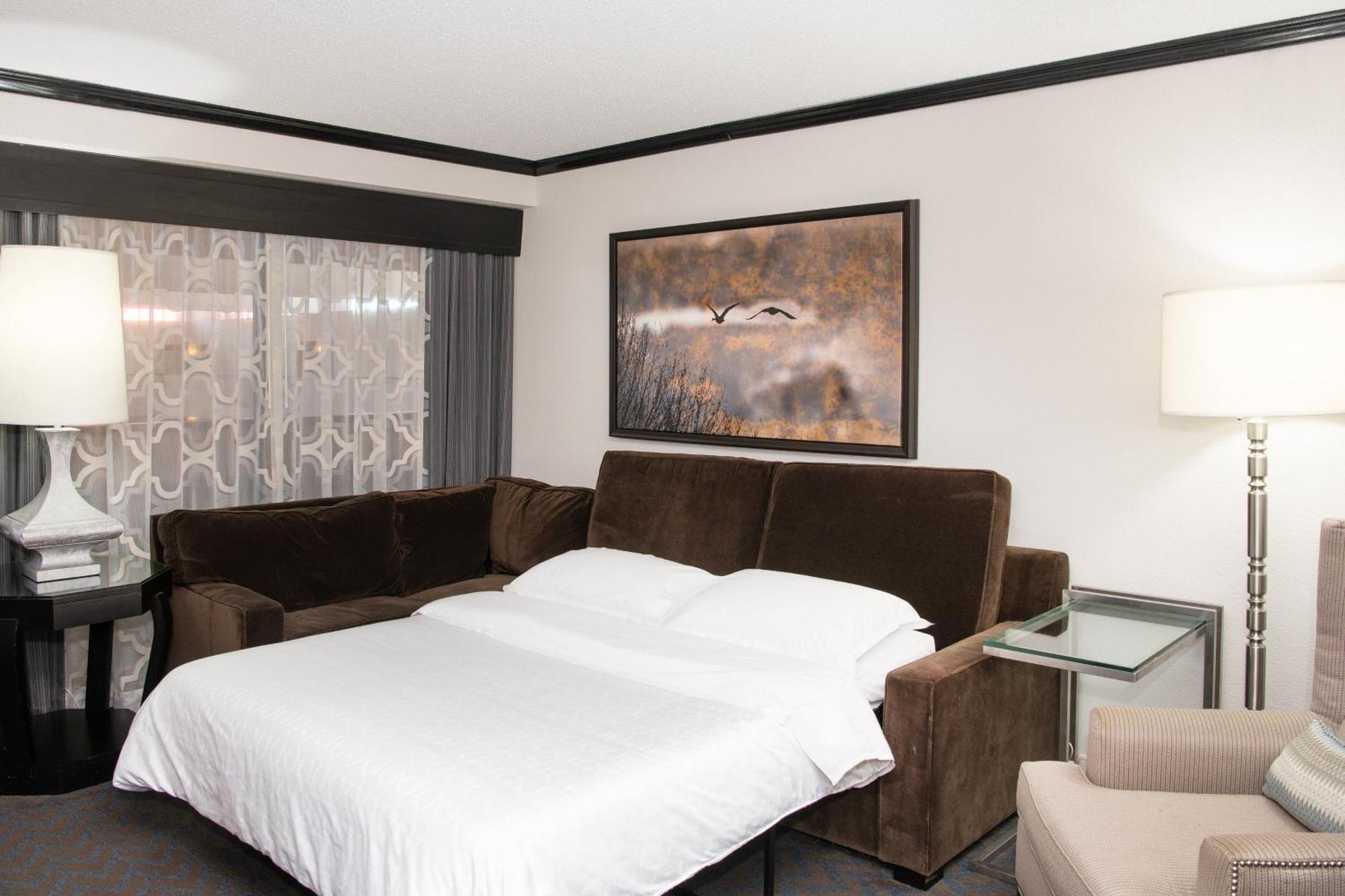 Hotel Sheraton Minneapolis West 4*