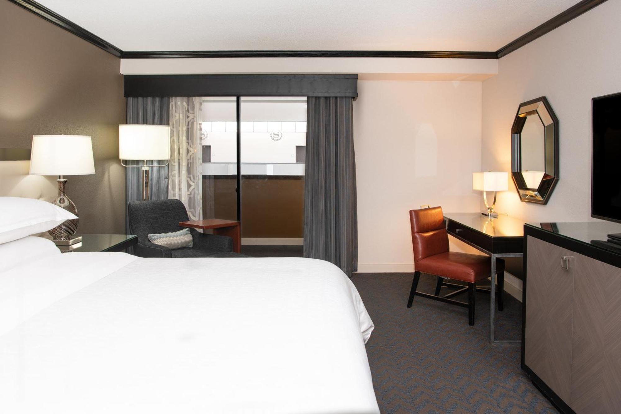 Sheraton Minneapolis West Hotel Minnetonka